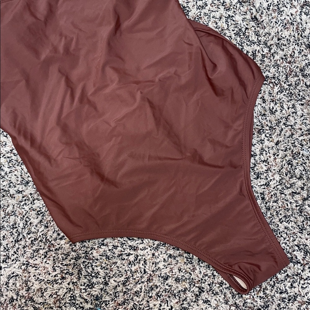 Kona Sol Brown One-Piece Swimsuit Woman’s Size Large | NWOT - Picture 4 of 7